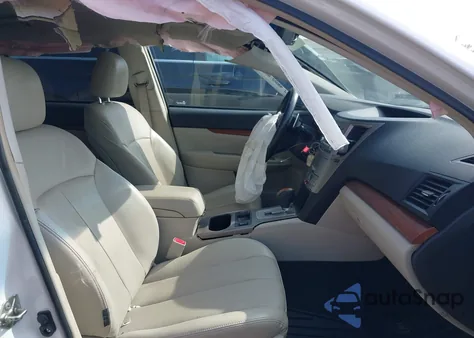 2014 Subaru Outback 2.5I Limited z USA, uszkodzony, nr VIN 4S4BRCKC6E3315281